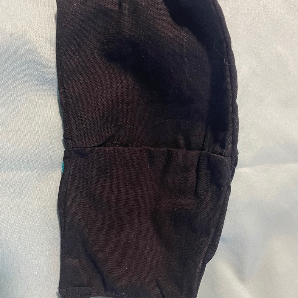 Embroidered face mask - Picture 12 of 12